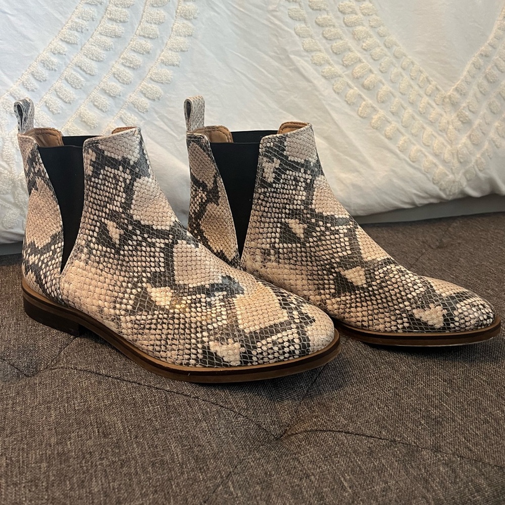 Lucky Brand Snakeskin Ankle Boots - Picture 3 of 6